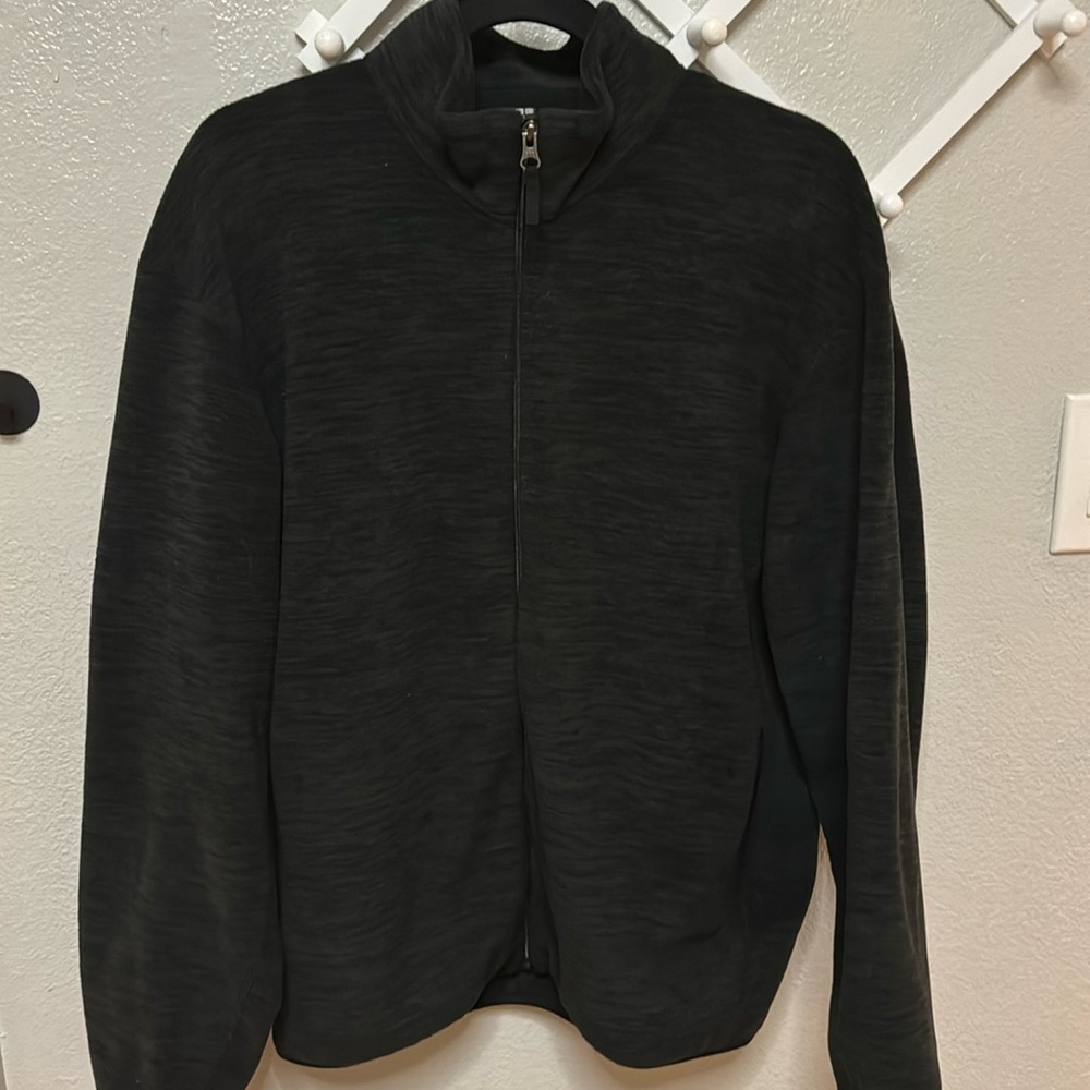 Uniqlo Men’s light weight fleece. Extremely soft, worn once (maybe!) size L.